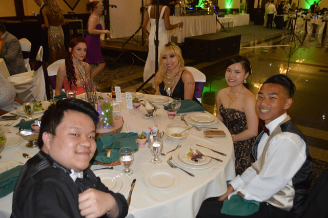 prom-018-edited