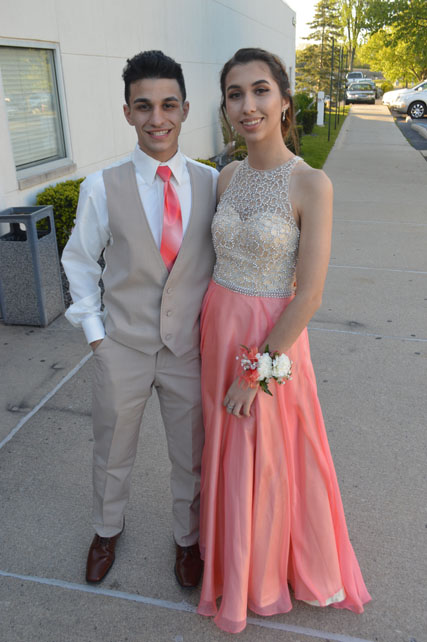 prom-013-edited